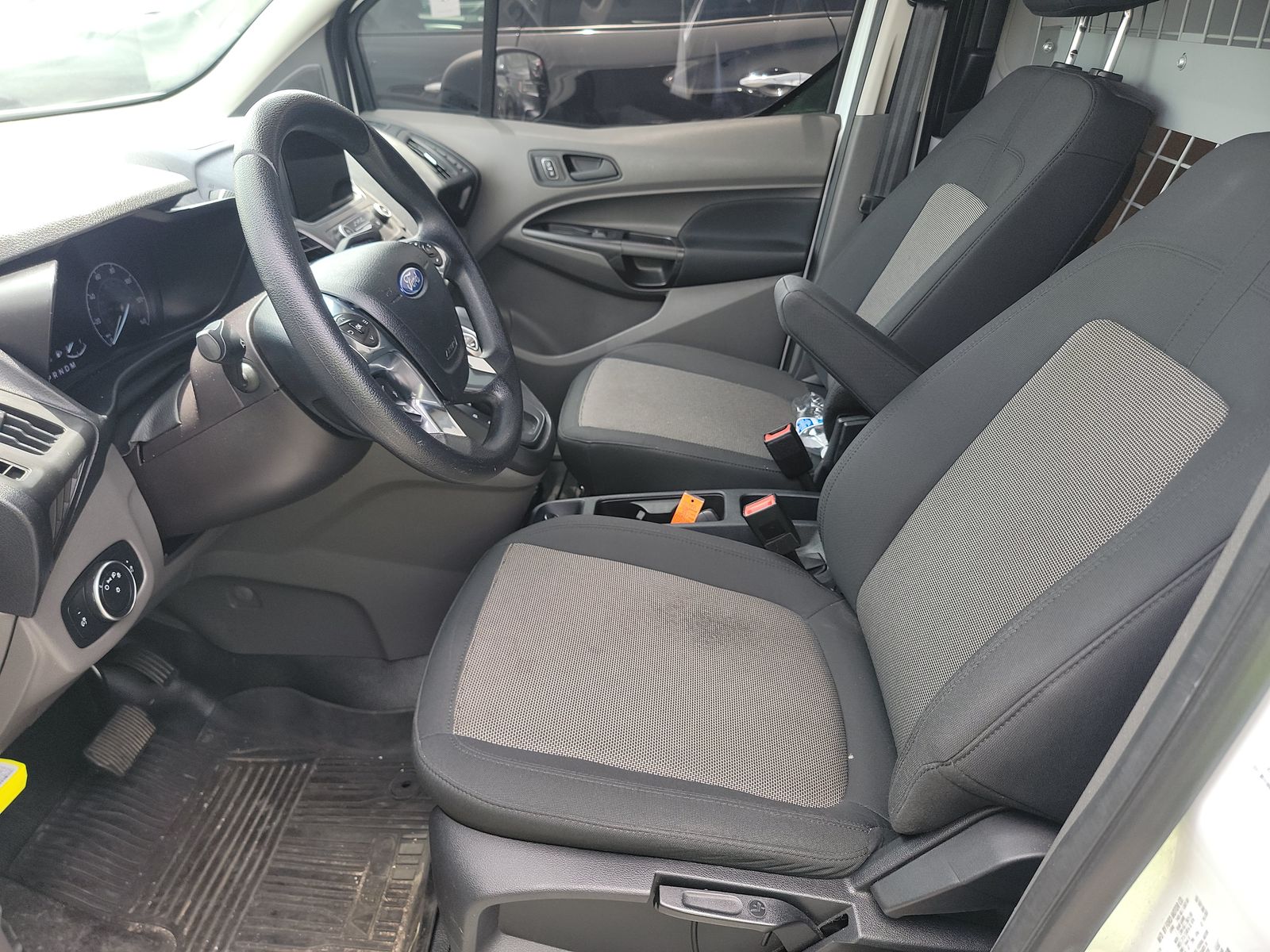 FORD TRANSIT CONNECT - 8