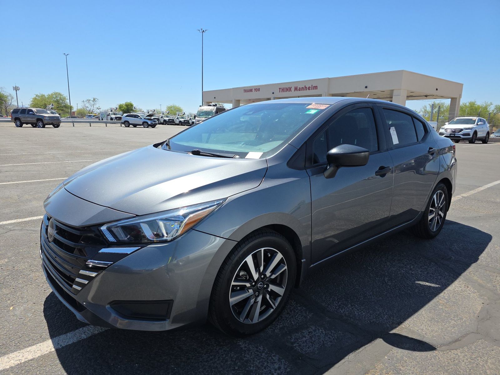 NISSAN VERSA - 1