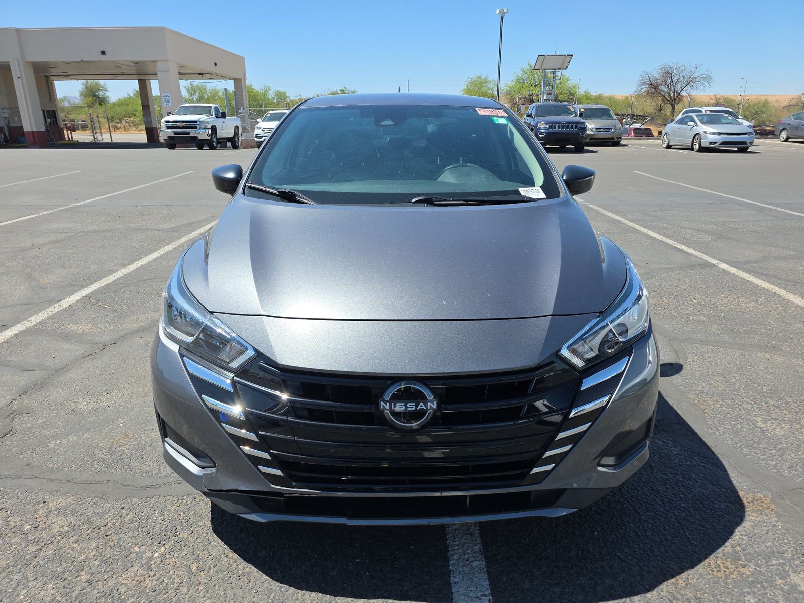 NISSAN VERSA - 3