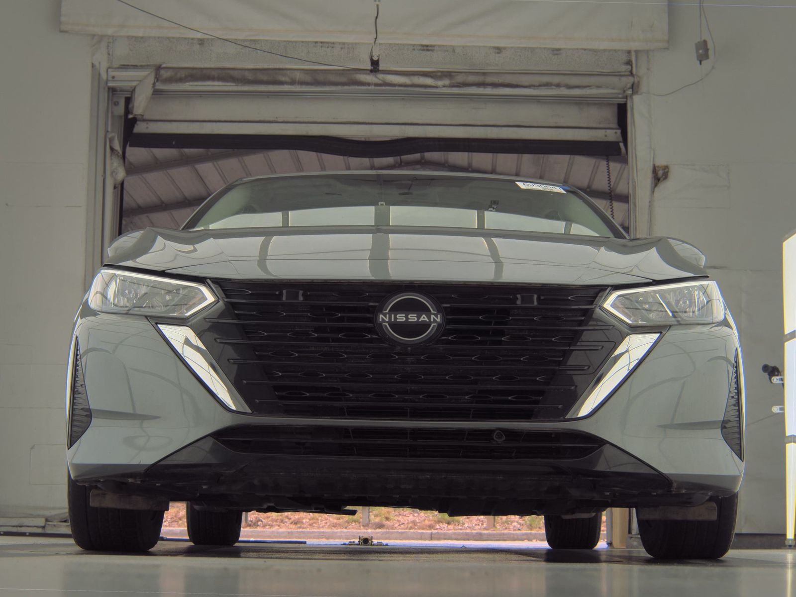 NISSAN SENTRA - 4