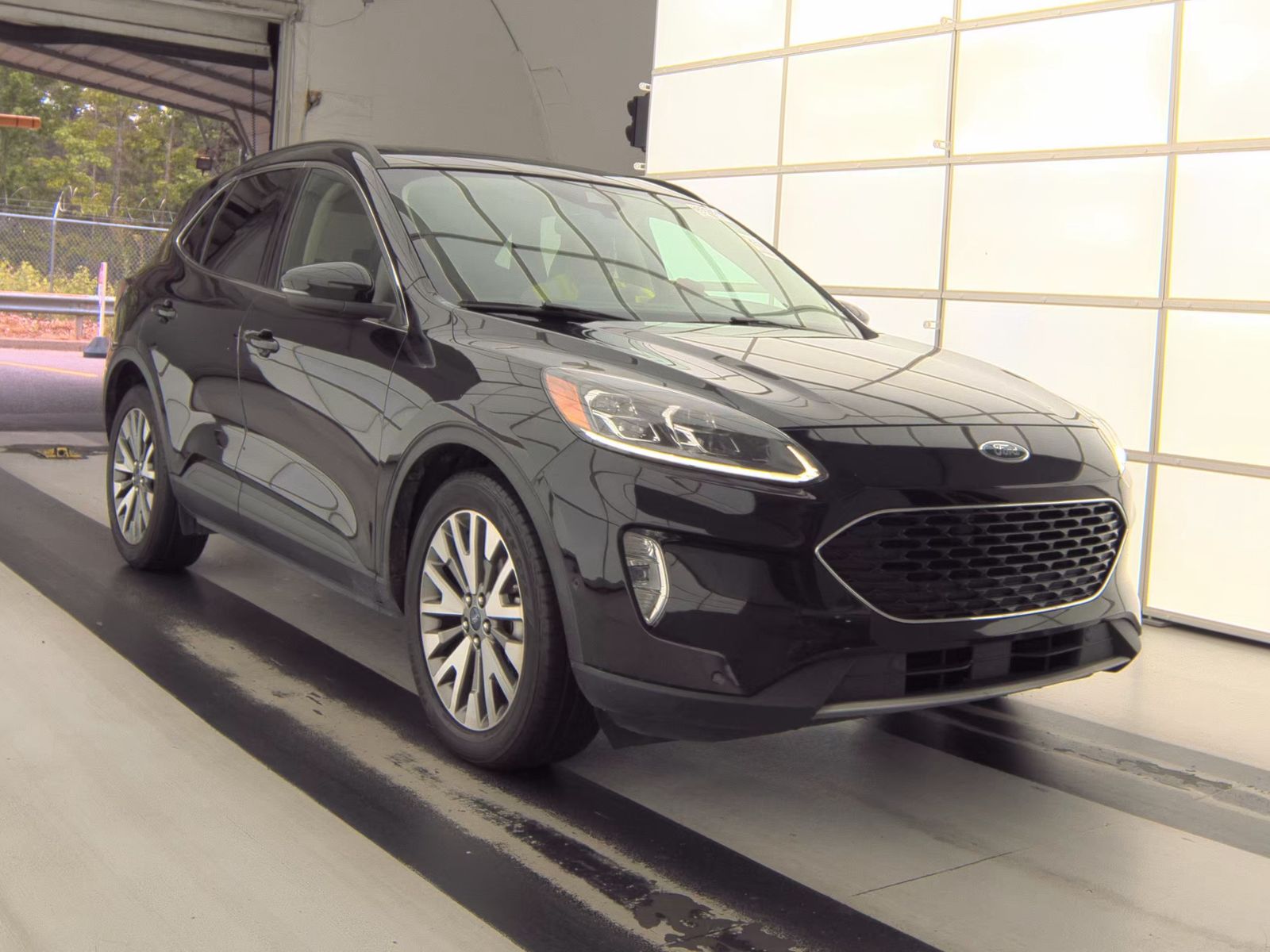 2020 Ford Escape Hybrid Titanium AWD