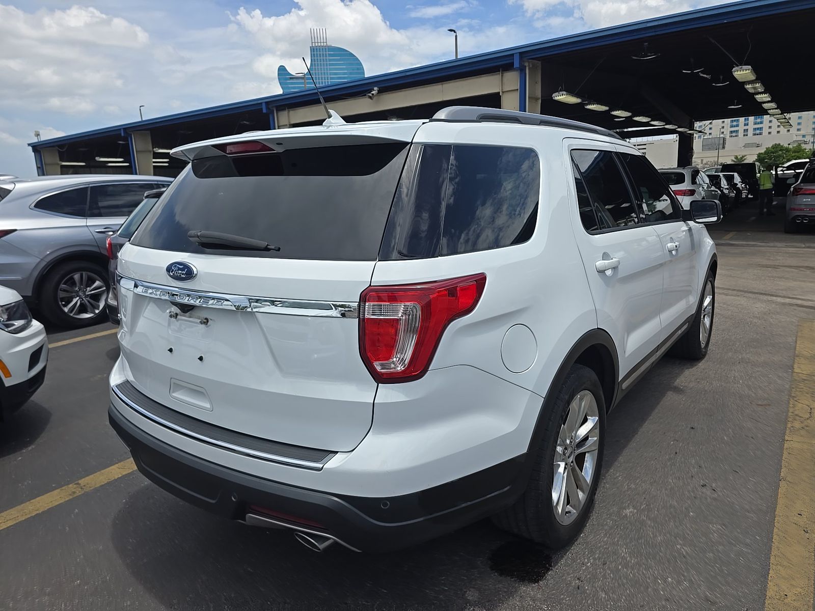 FORD EXPLORER - 5