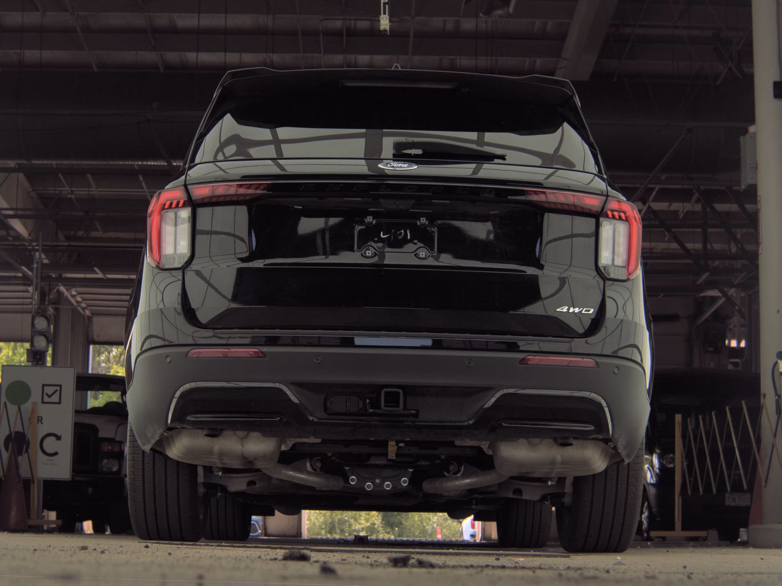 FORD EXPLORER - 8