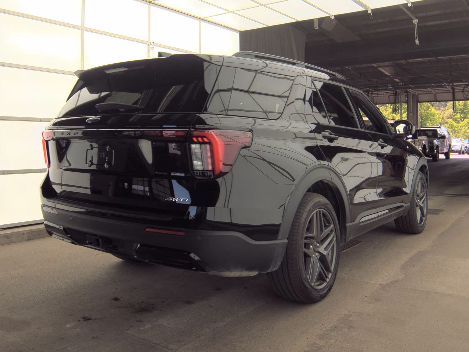 FORD EXPLORER - 6