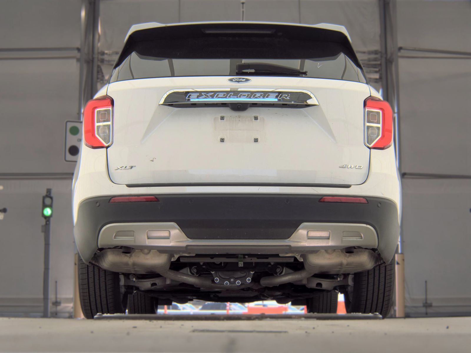 FORD EXPLORER - 8