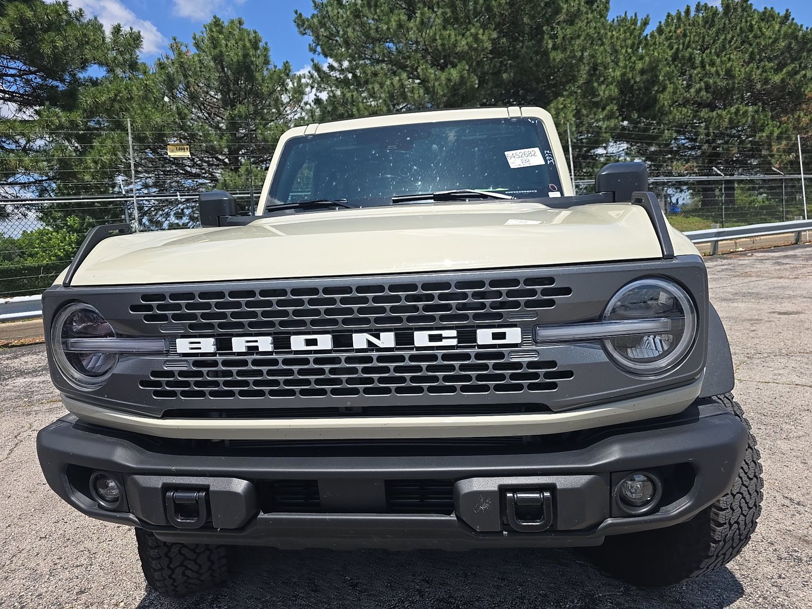 FORD BRONCO - 3