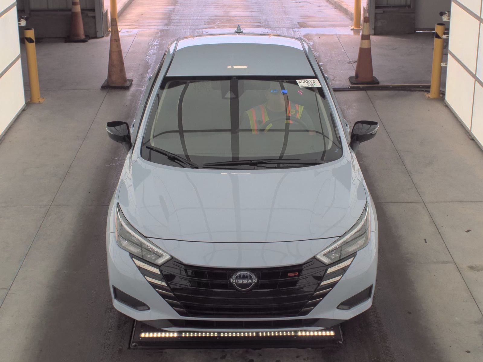 NISSAN VERSA - 3