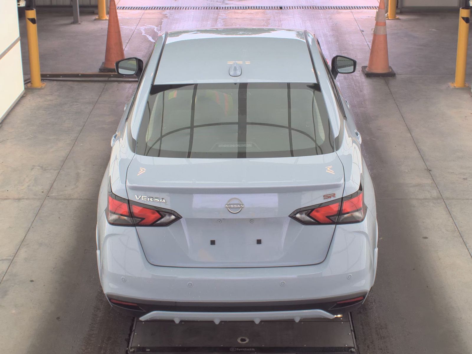 NISSAN VERSA - 7