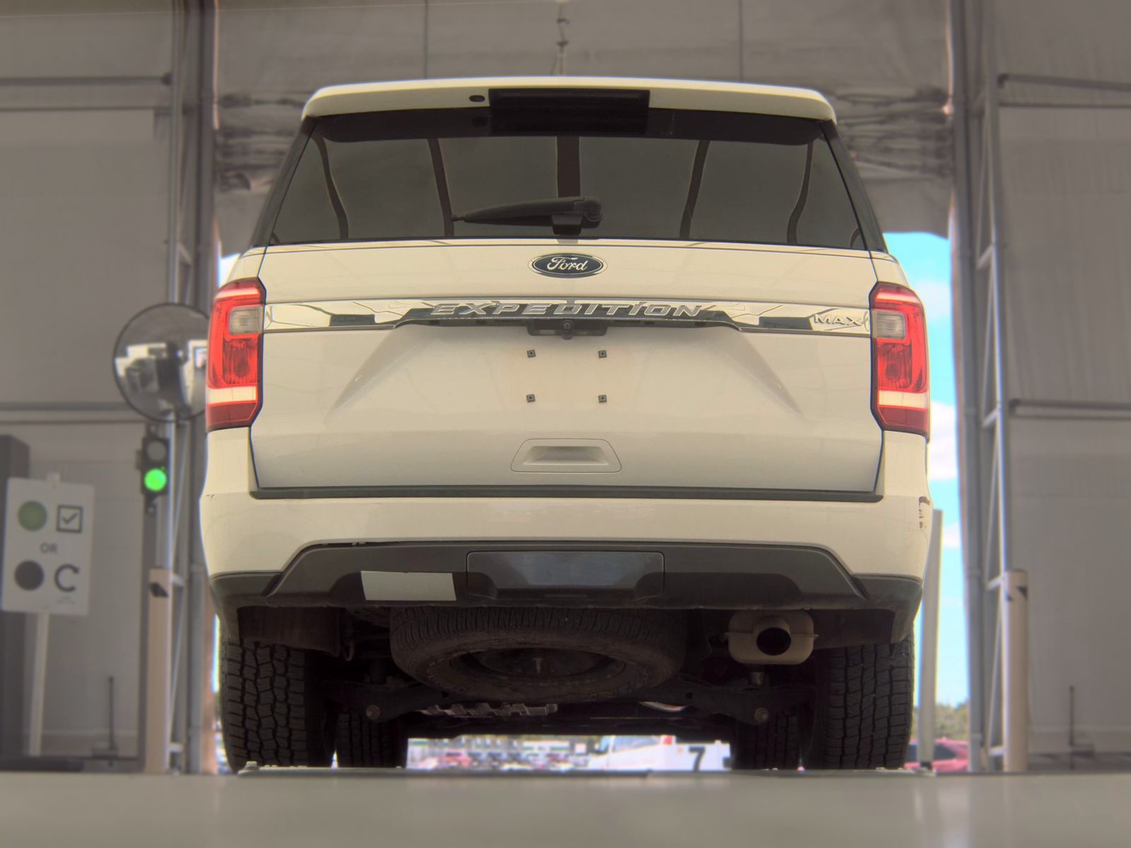 FORD EXPEDITION MAX - 8
