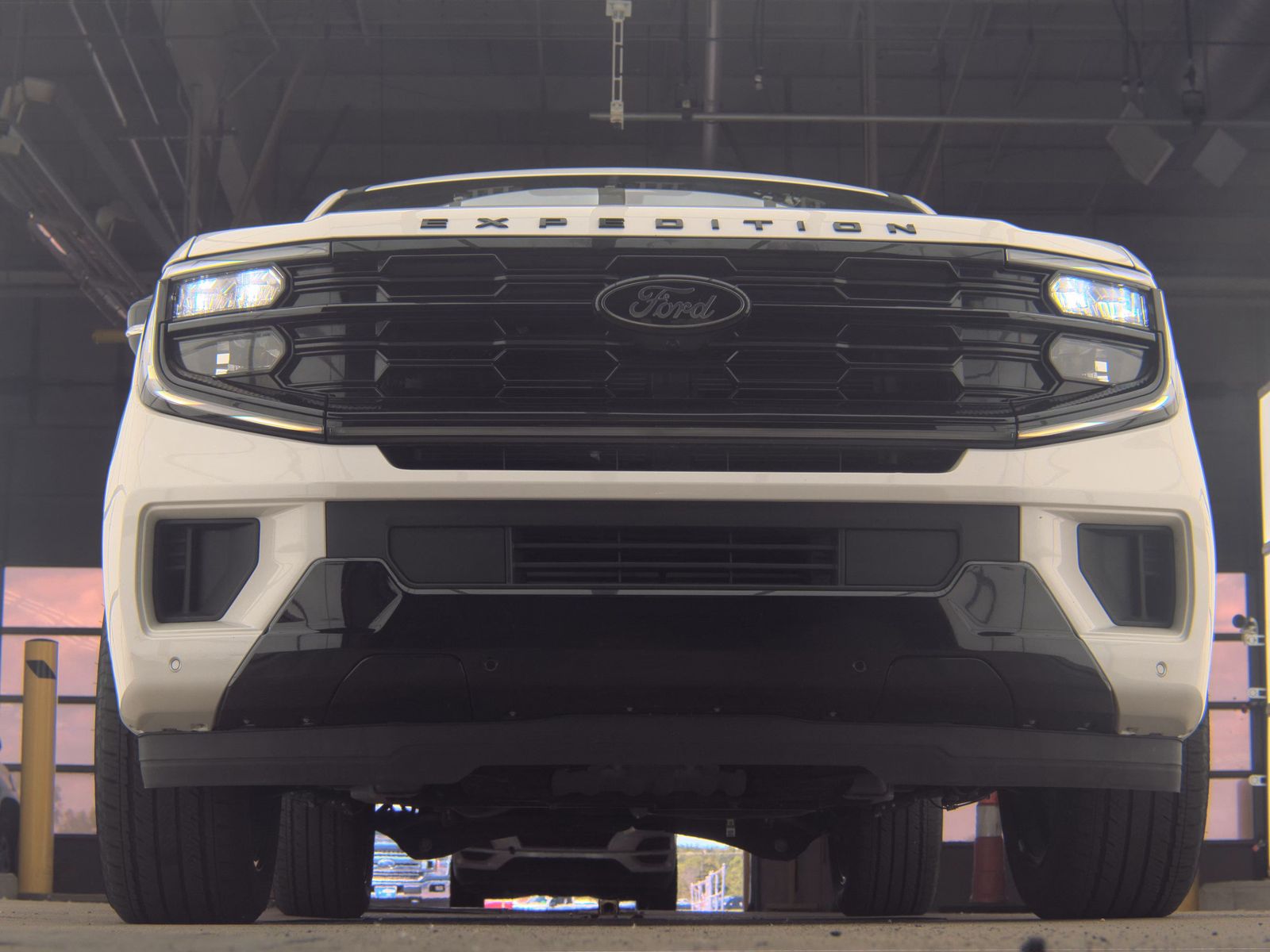 FORD EXPEDITION - 4
