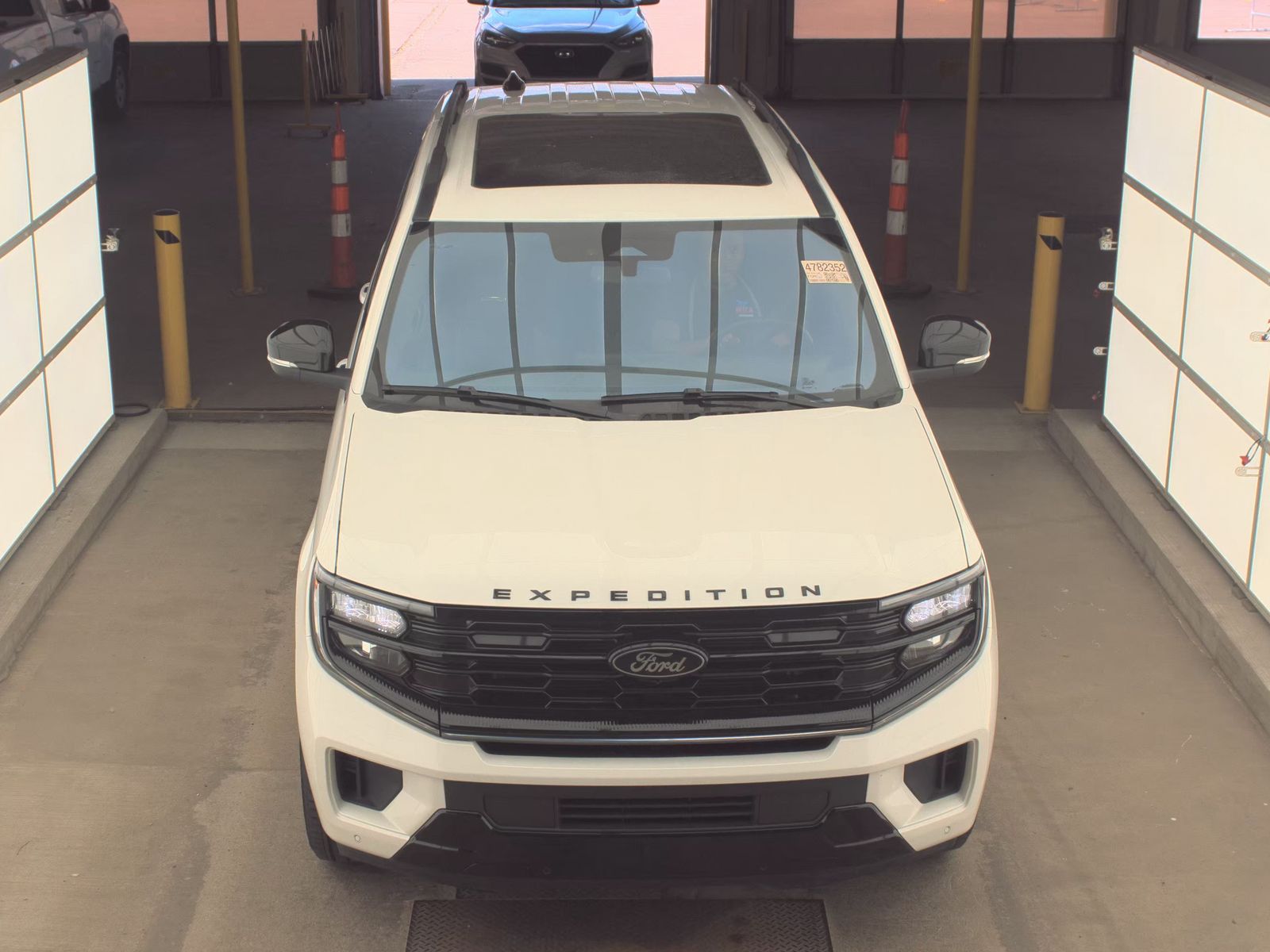 FORD EXPEDITION - 3