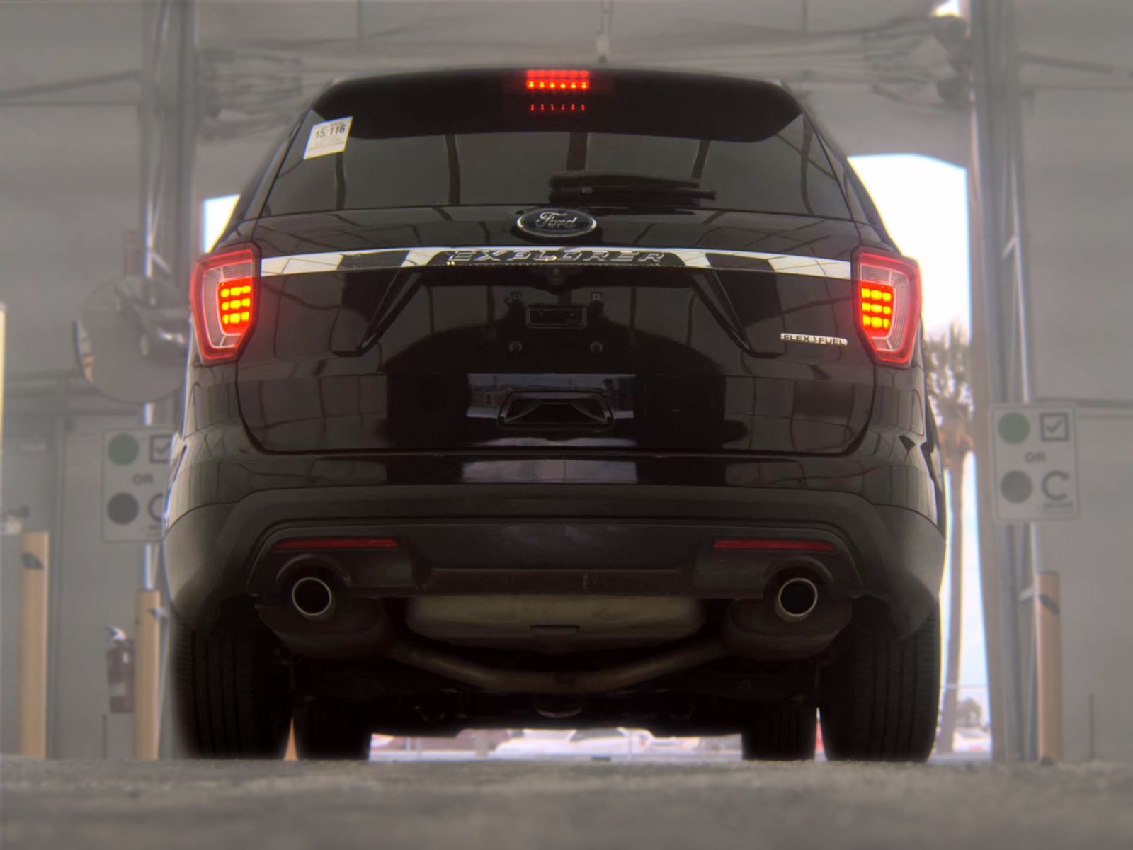 FORD EXPLORER - 8