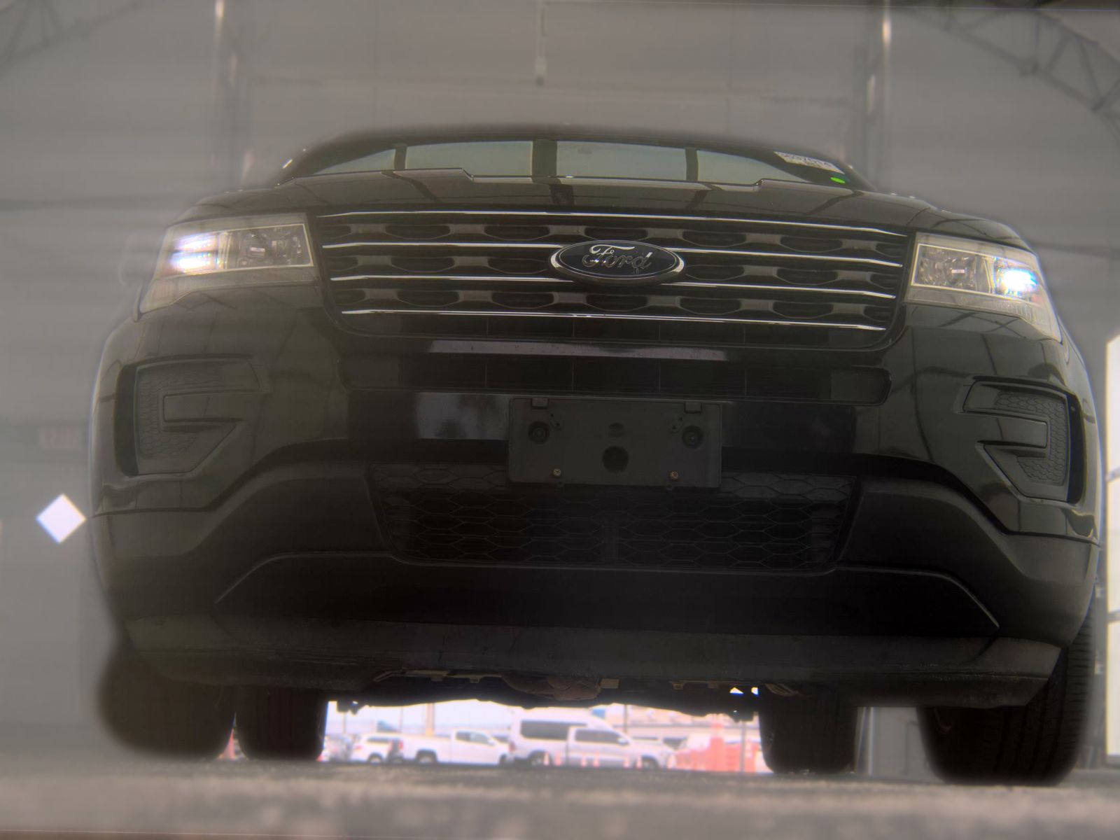 FORD EXPLORER - 4