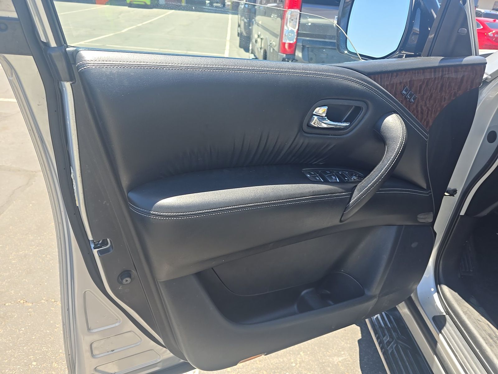 NISSAN ARMADA - 10