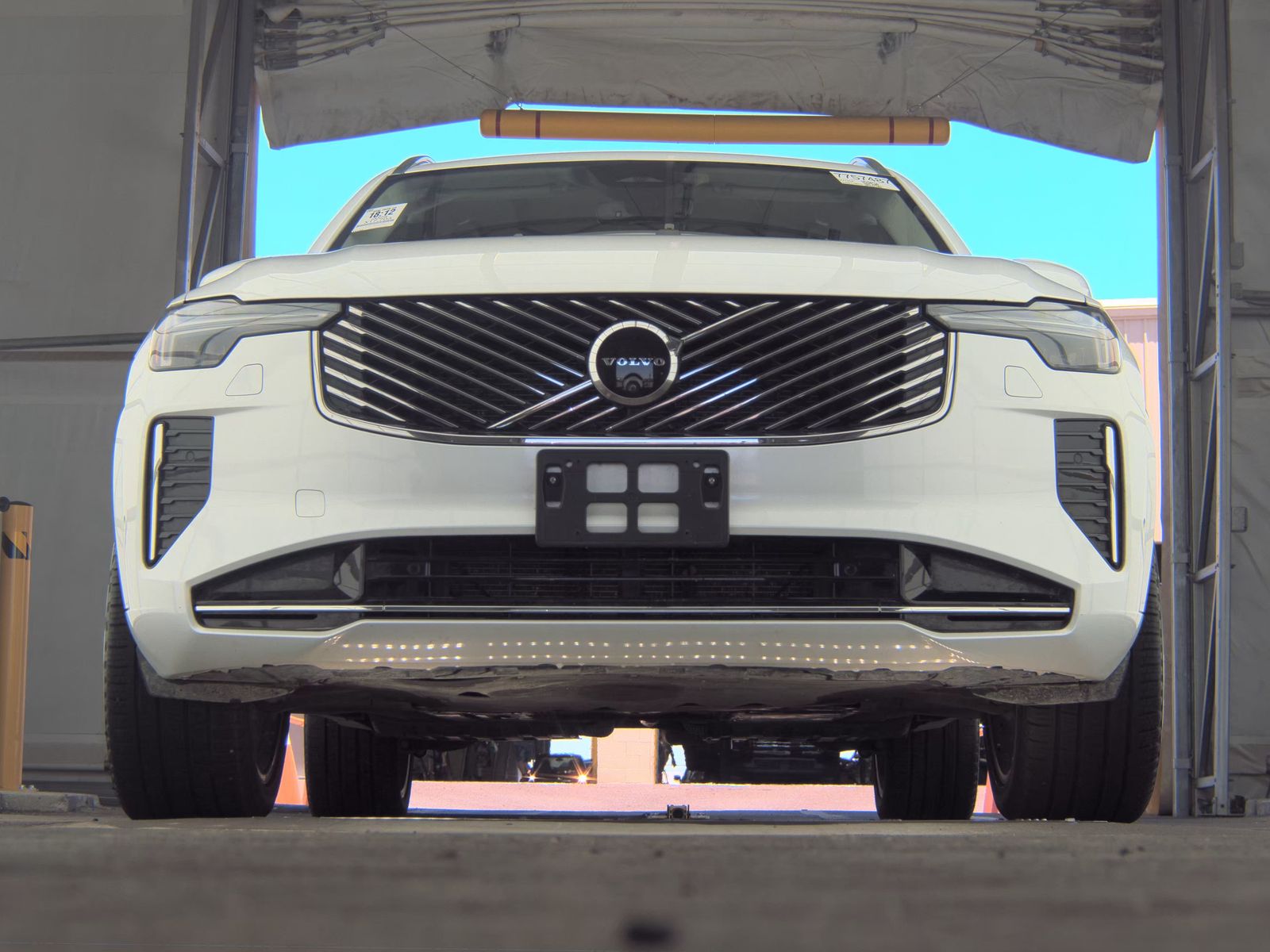 2025 Volvo XC90 B6 Plus AWD