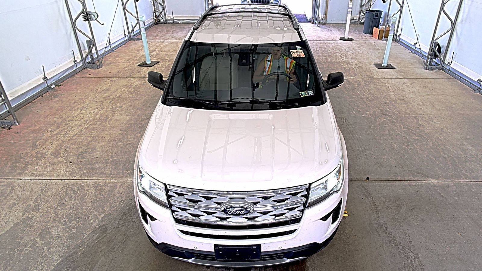 FORD EXPLORER - 3