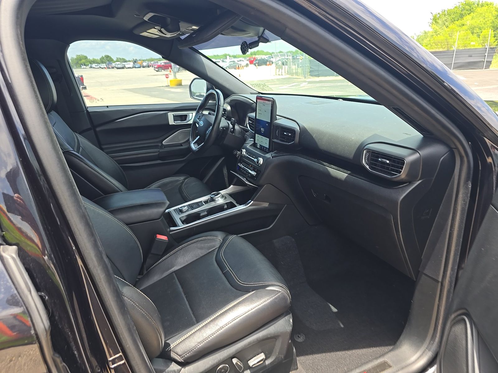 FORD EXPLORER - 9