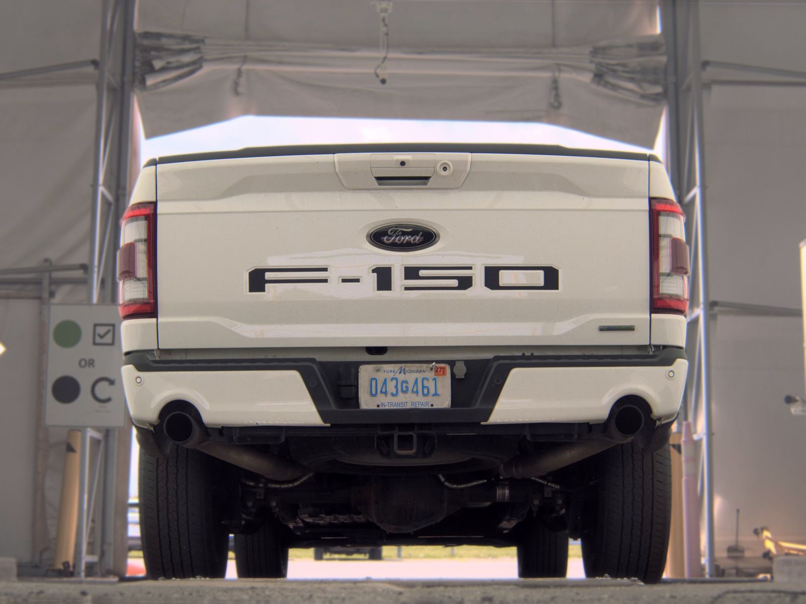 FORD F-150 - 8