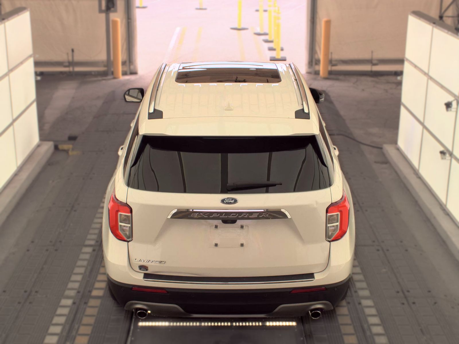 FORD EXPLORER - 7
