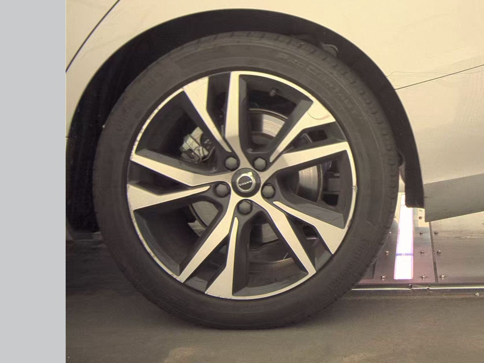 2024 Volvo S60 B5 Core FWD