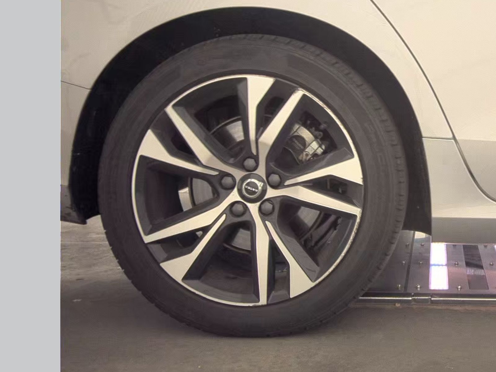 2024 Volvo S60 B5 Core FWD