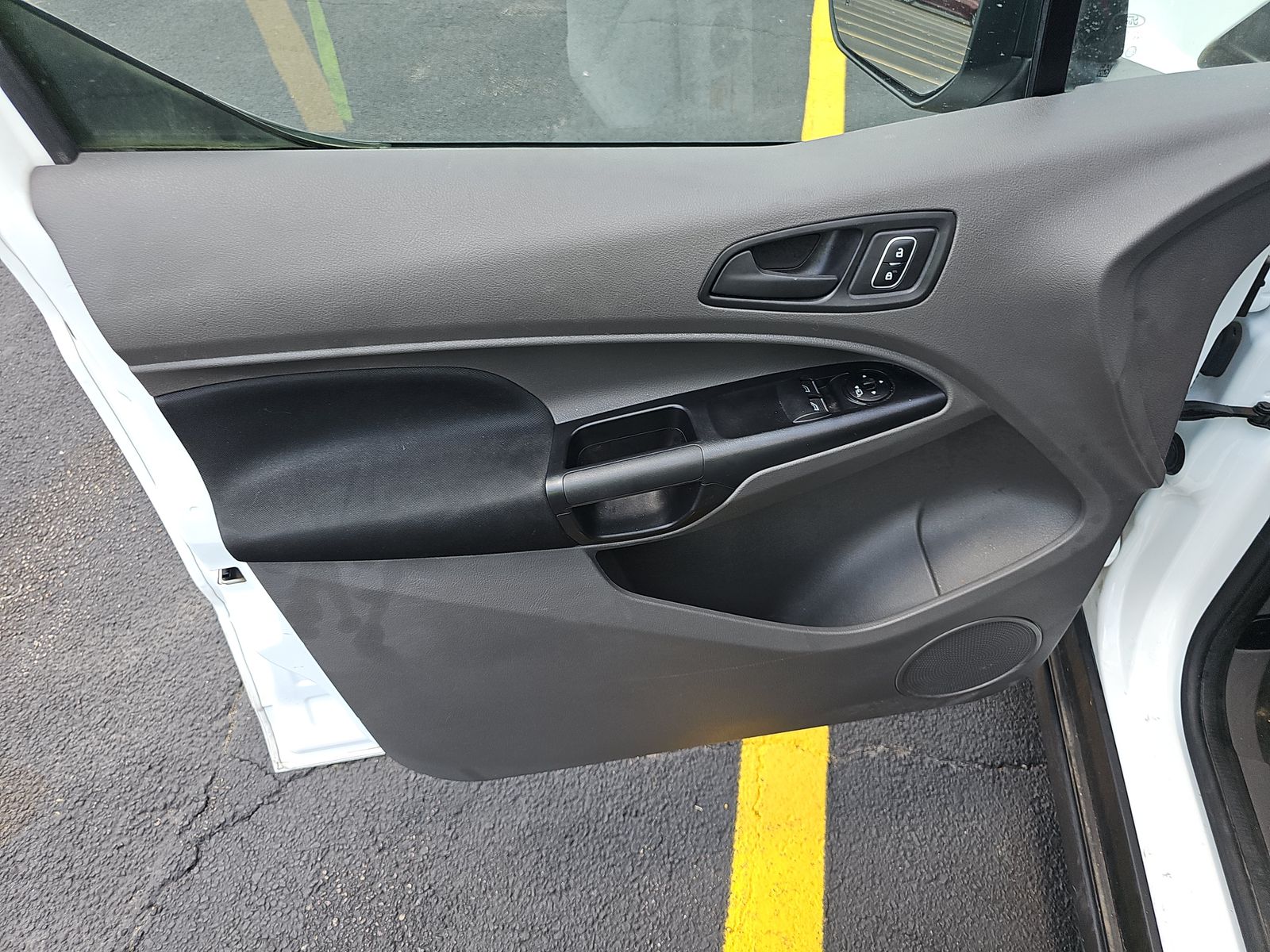 FORD TRANSIT CONNECT - 10