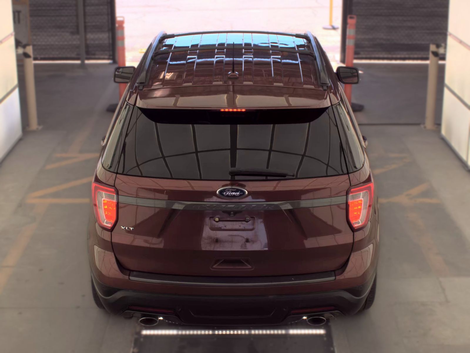 FORD EXPLORER - 7