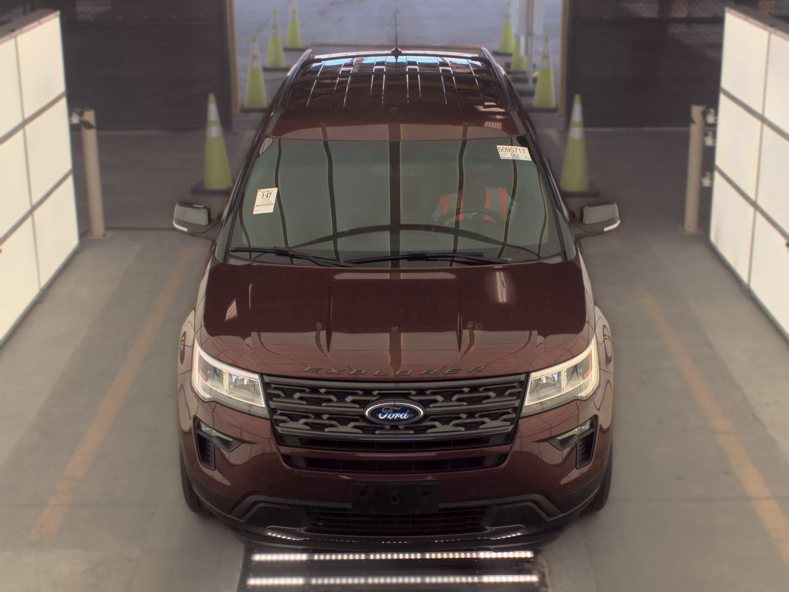 FORD EXPLORER - 3
