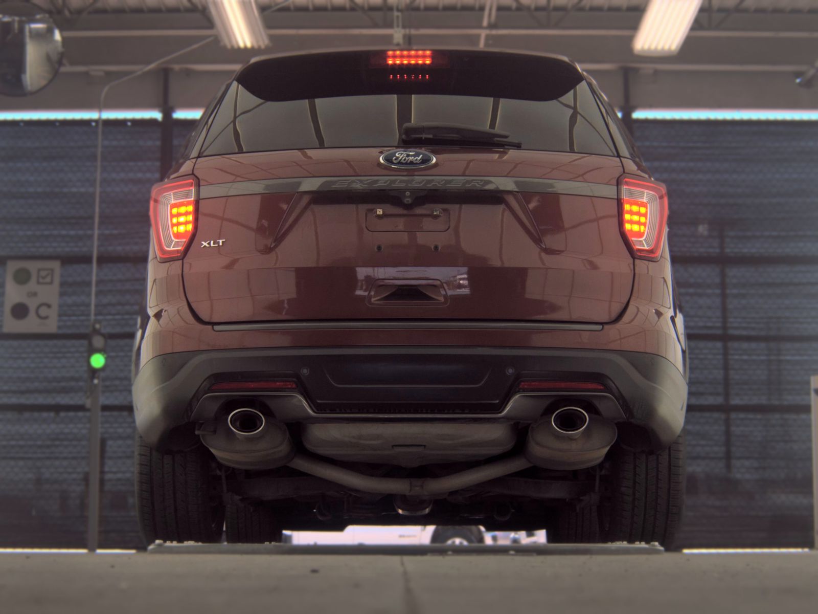 FORD EXPLORER - 8