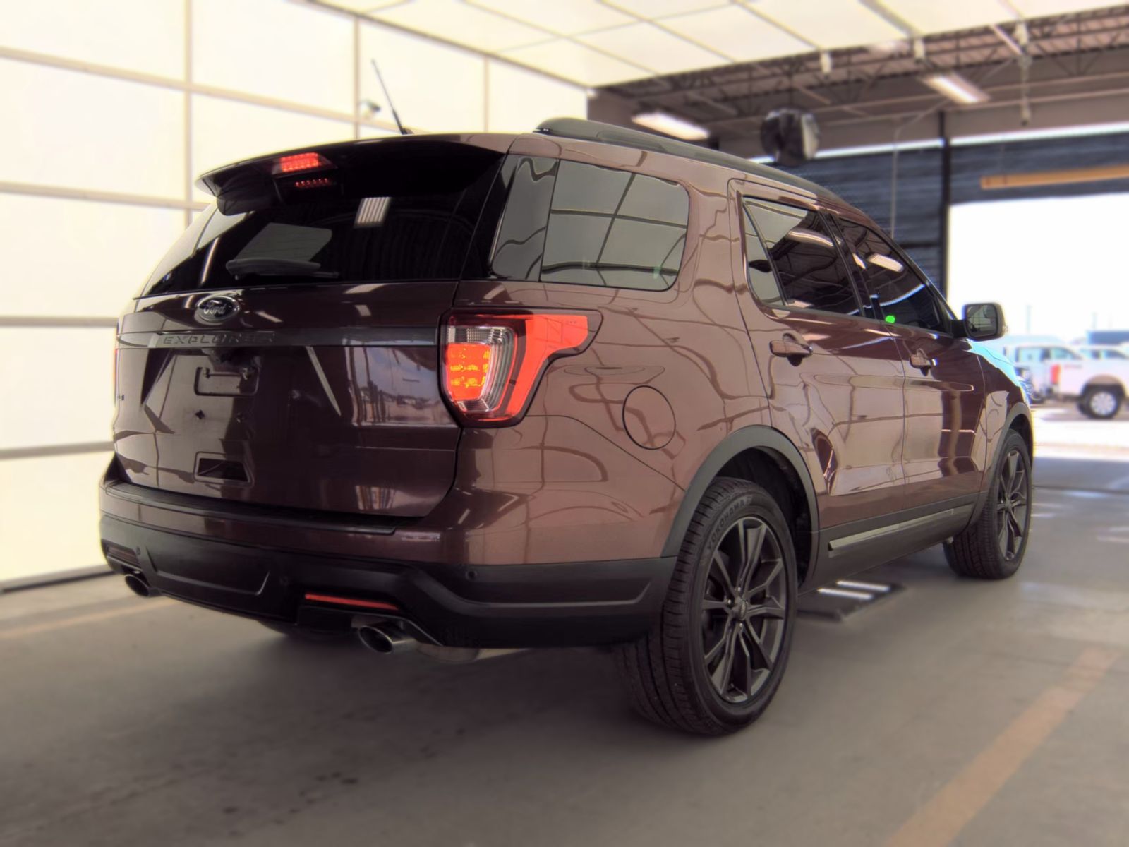FORD EXPLORER - 6