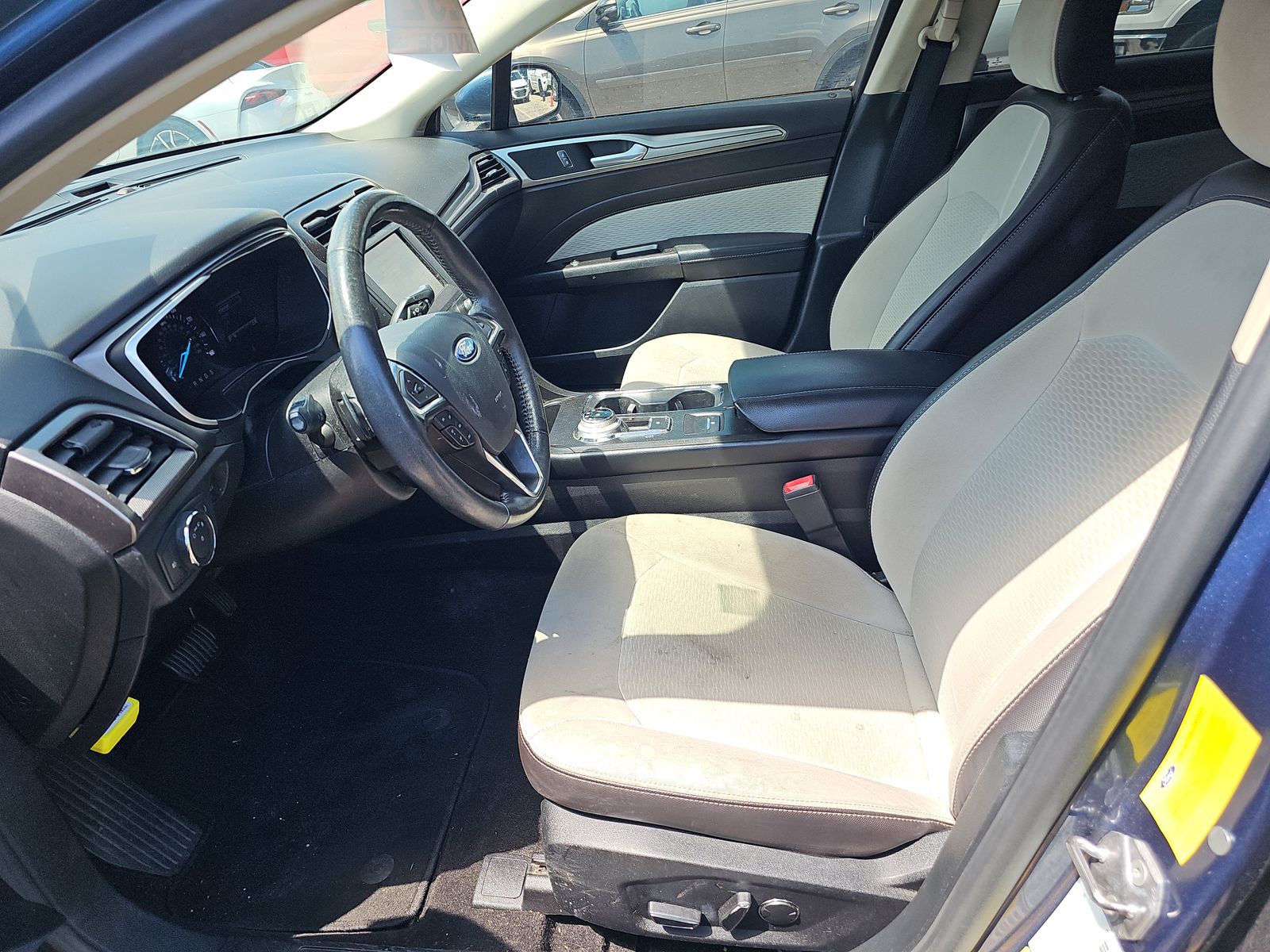 FORD FUSION - 8