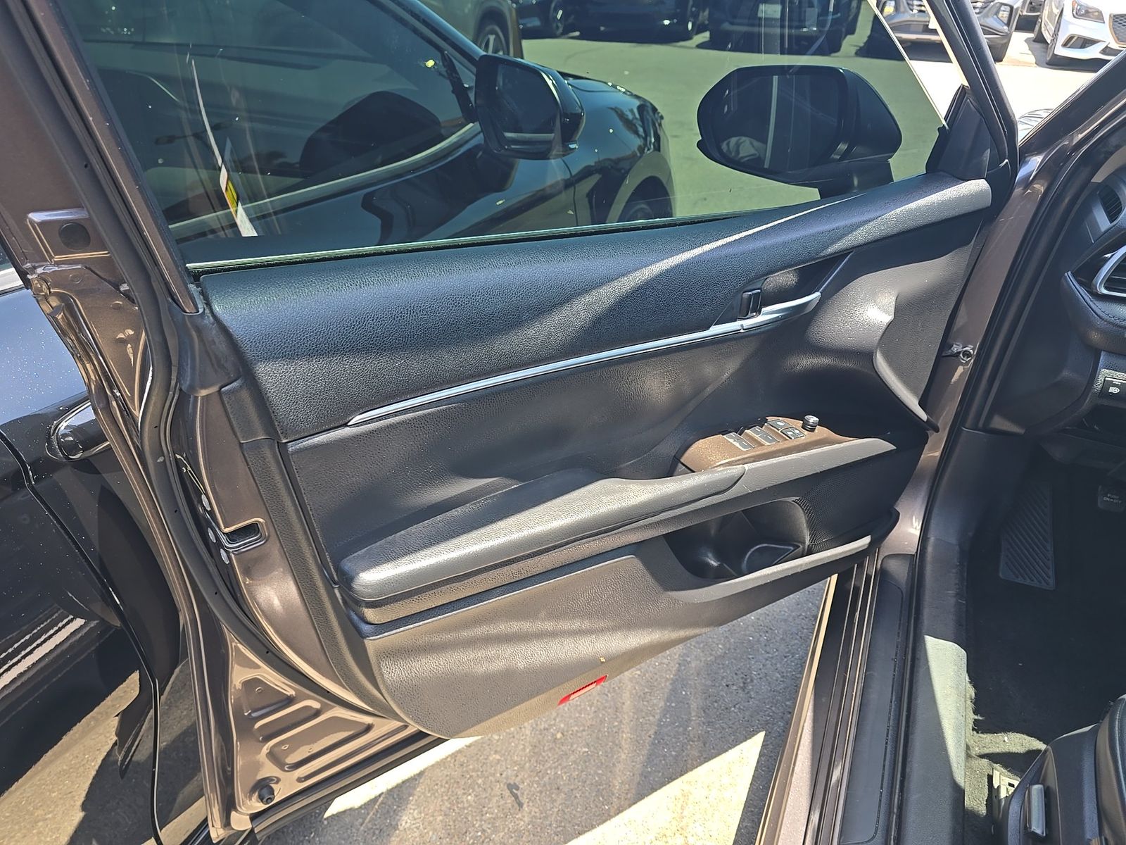 TOYOTA CAMRY - 10