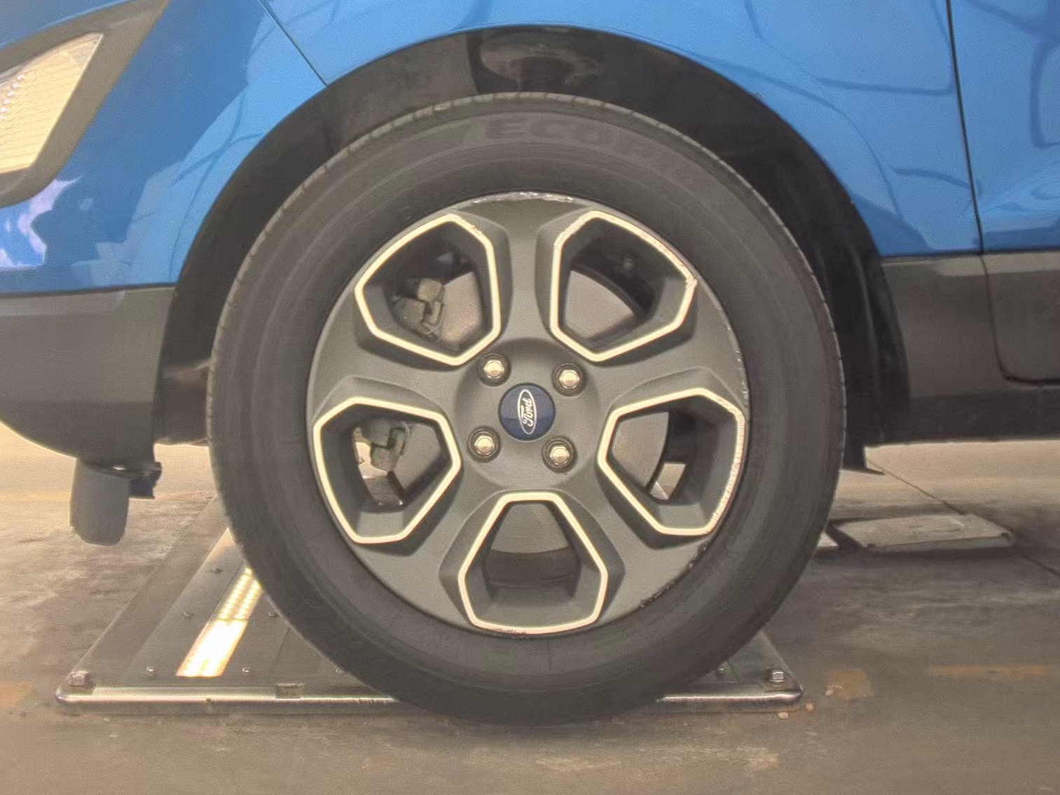 FORD ECOSPORT - 10