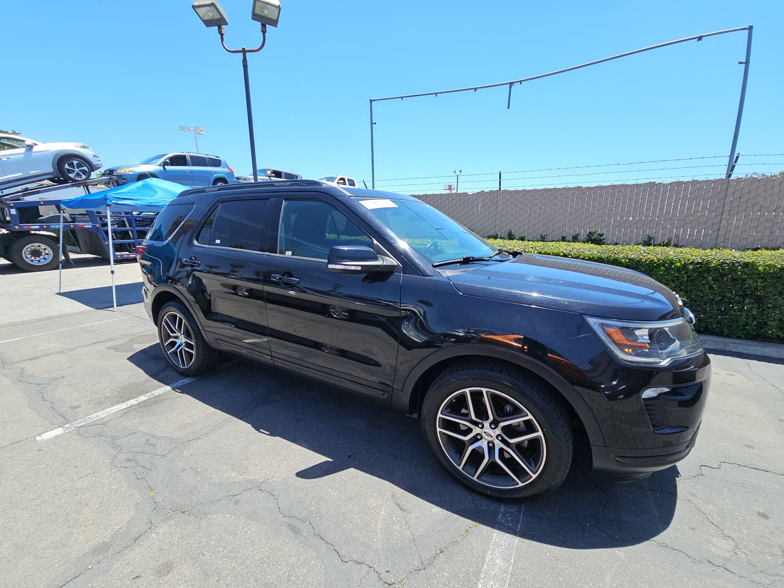 FORD EXPLORER - 4