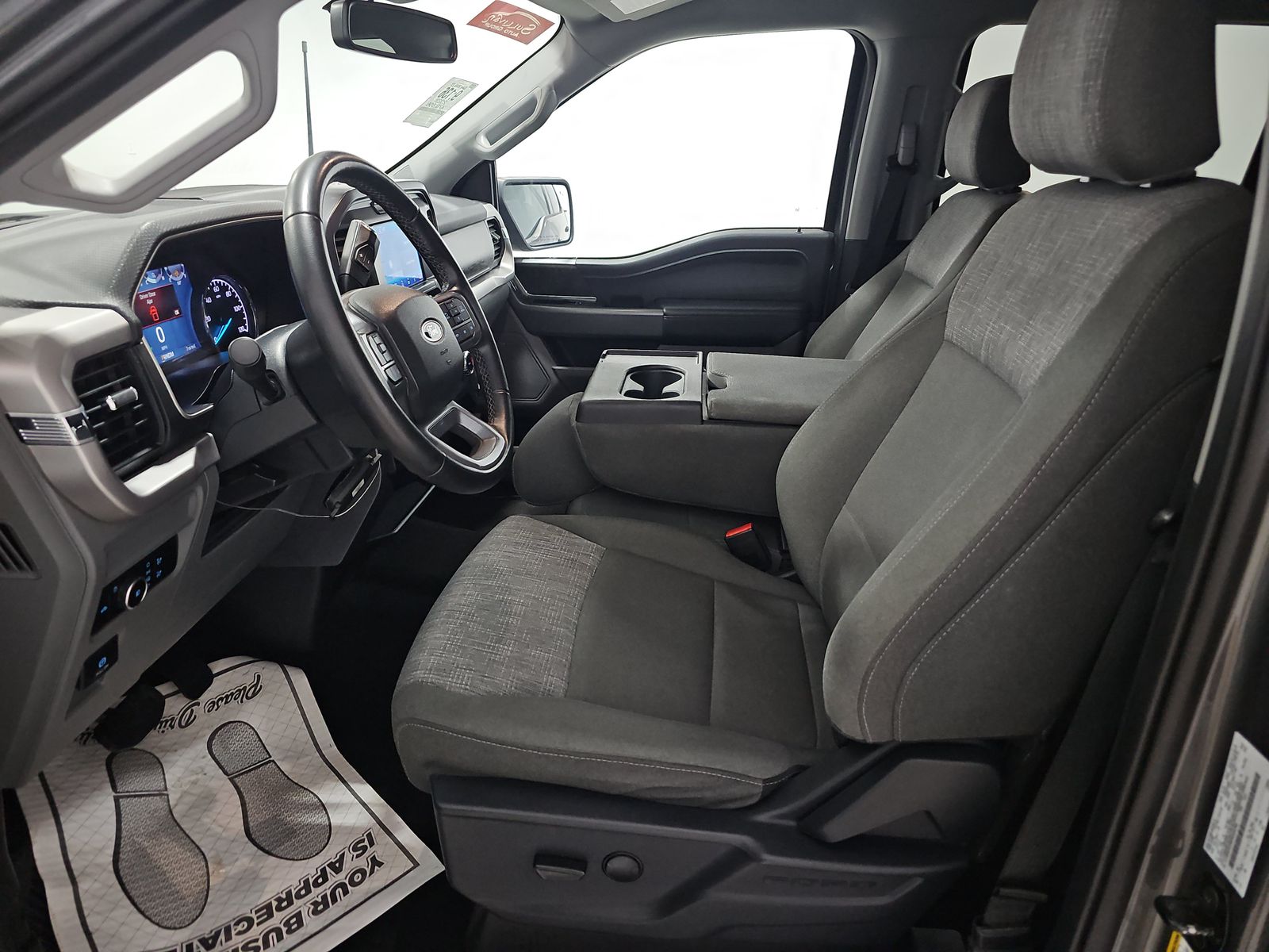 FORD F-150 - 8