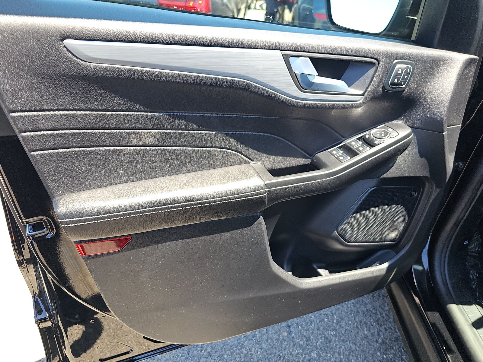 FORD ESCAPE - 10