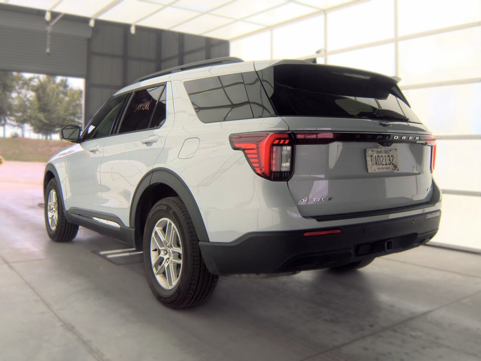 2025 Ford Explorer Active AWD