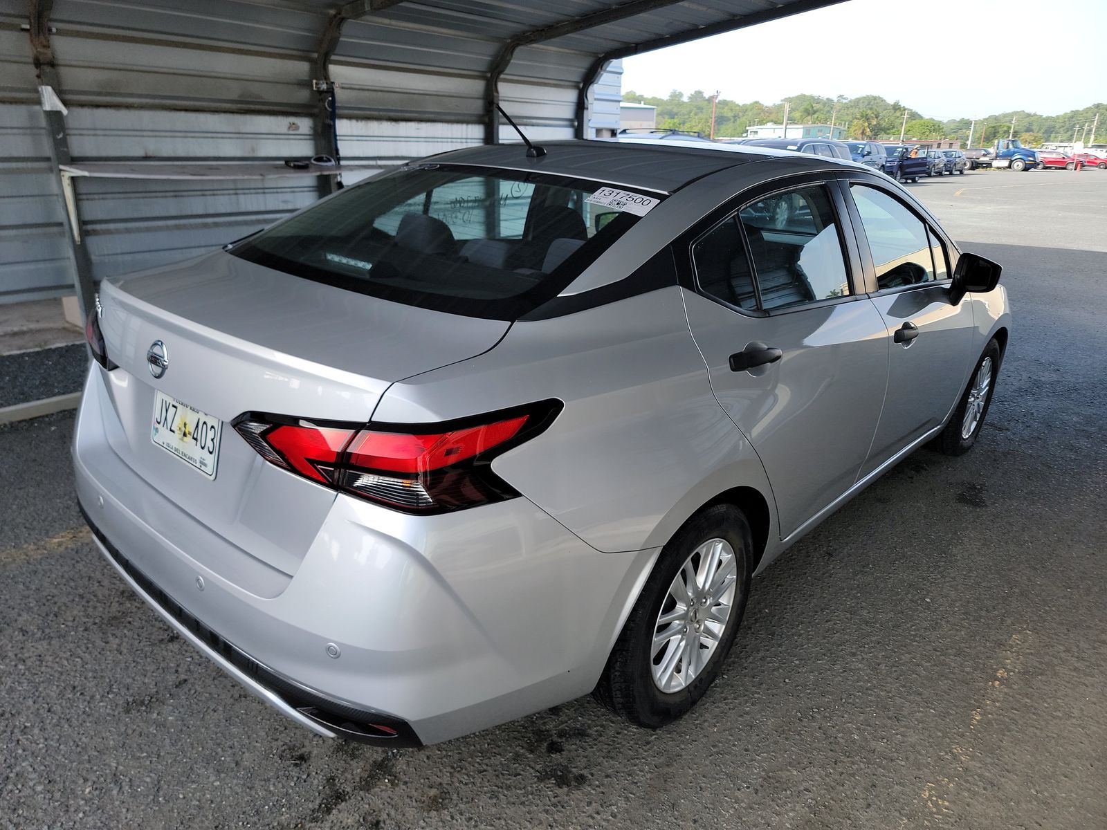 NISSAN VERSA - 5