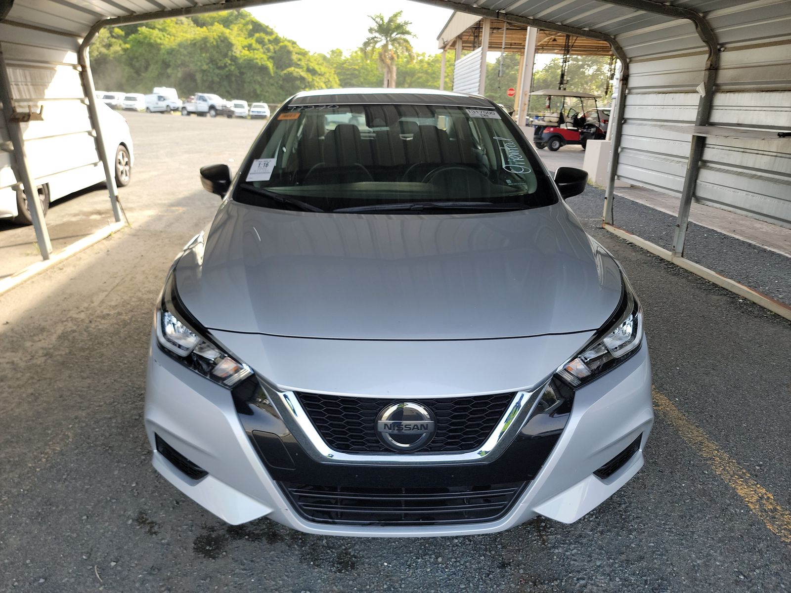 NISSAN VERSA - 3