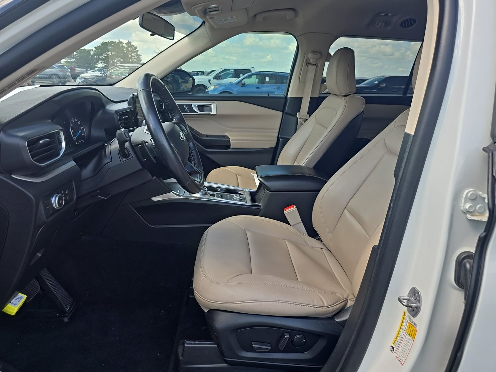 FORD EXPLORER - 8