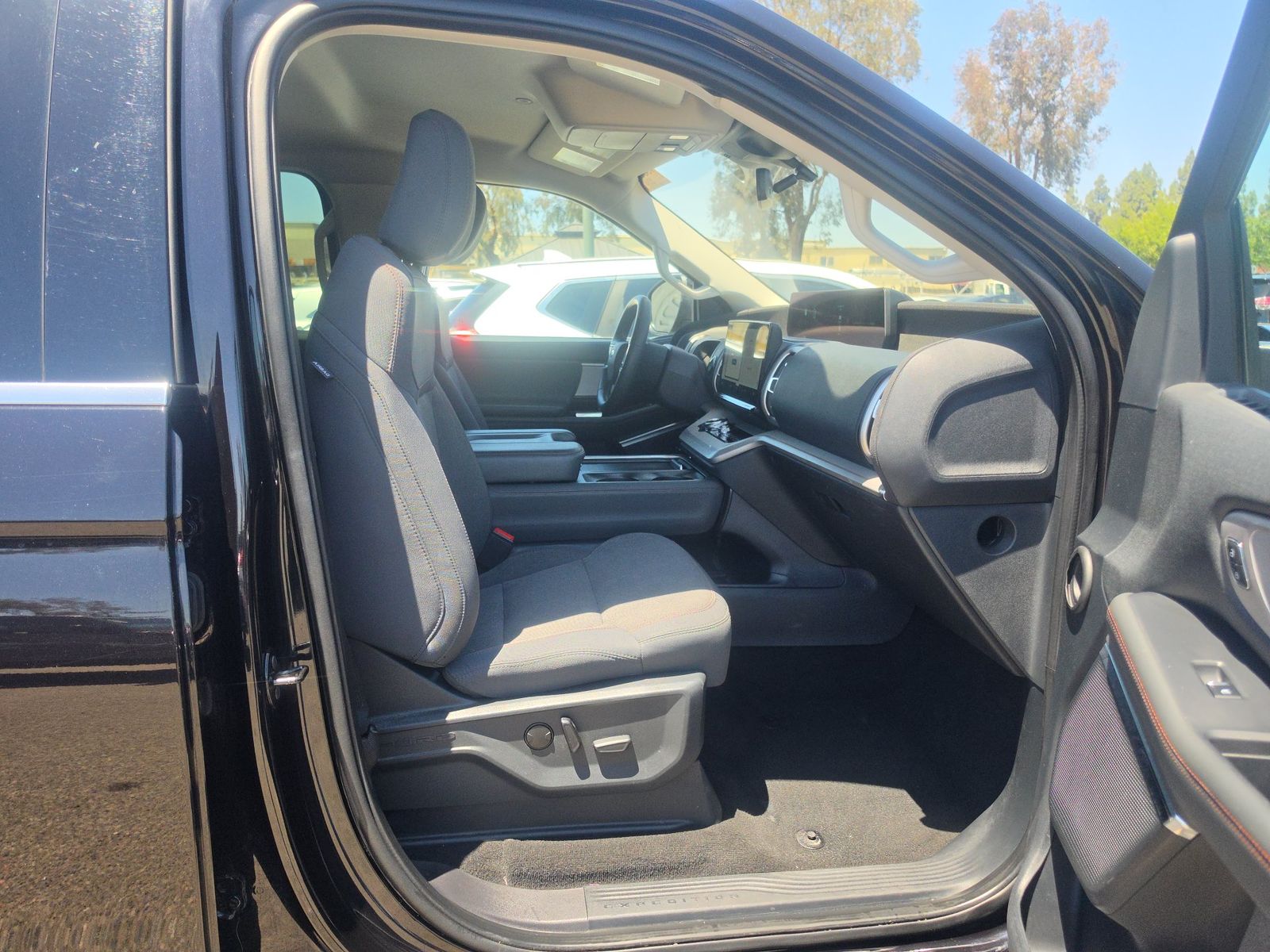 FORD EXPEDITION MAX - 9