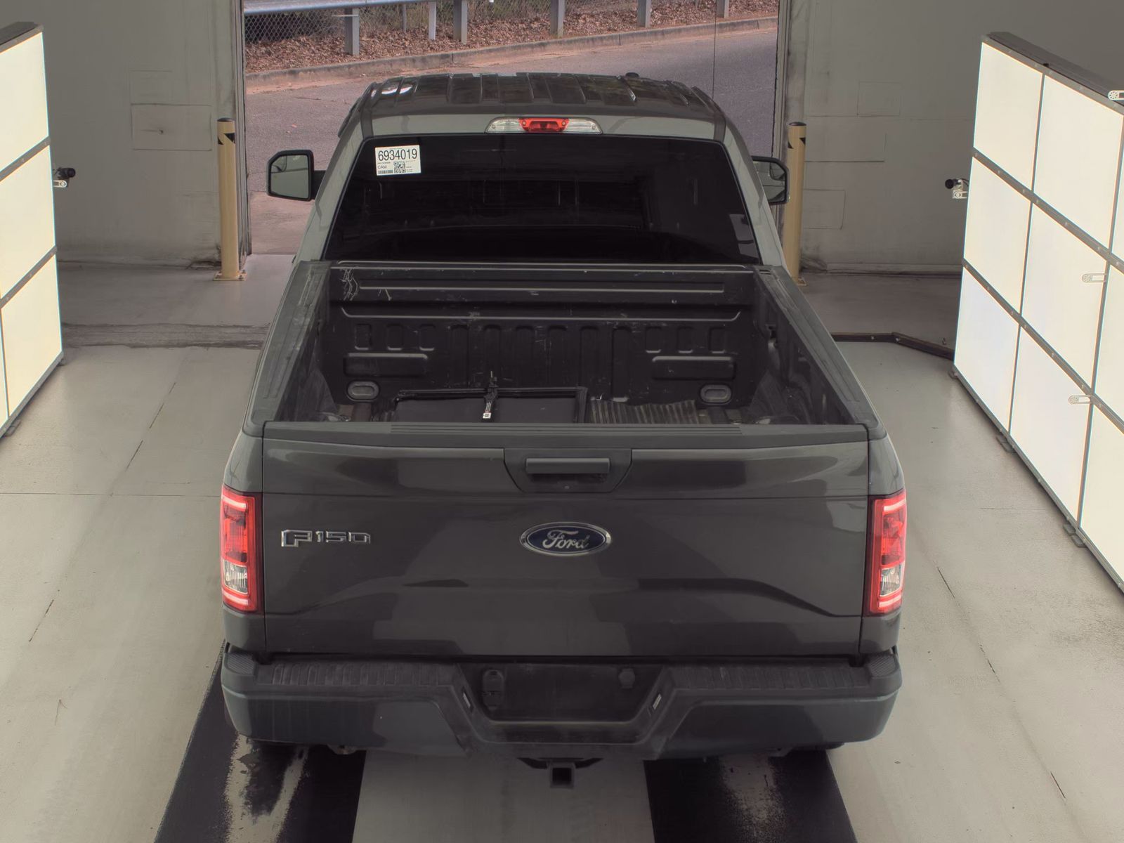 2015 Ford F-150 XLT AWD