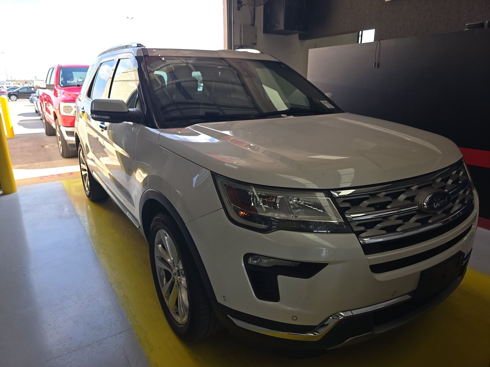 FORD EXPLORER - 4