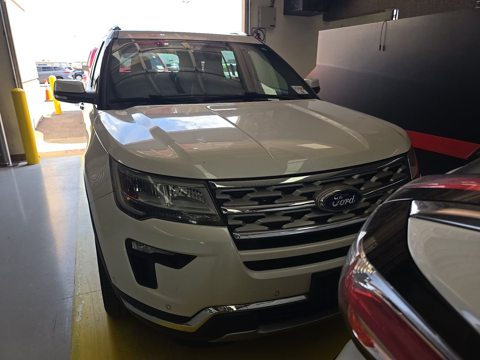 FORD EXPLORER - 3