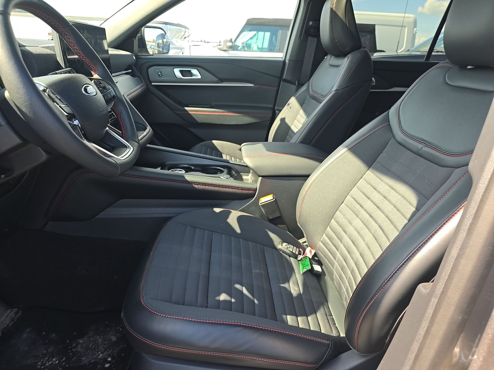 FORD EXPLORER - 8