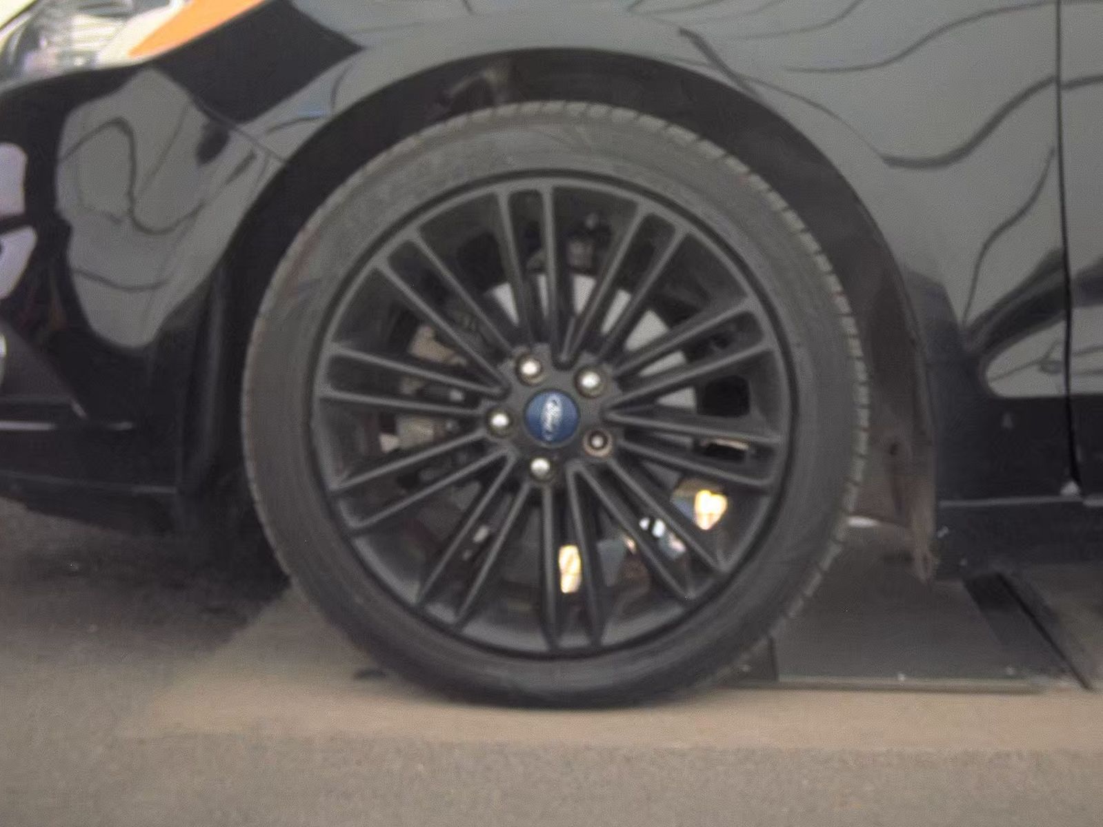 FORD FUSION - 10