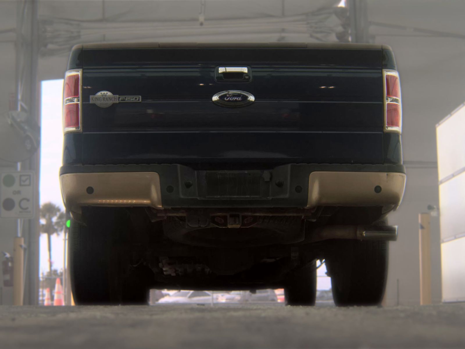 FORD F-150 - 8