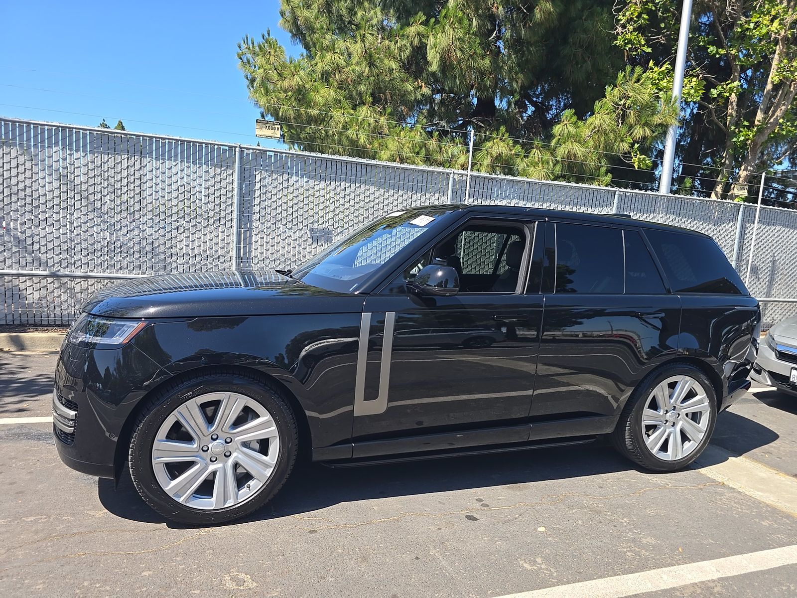 LAND ROVER RANGE ROVER - 1