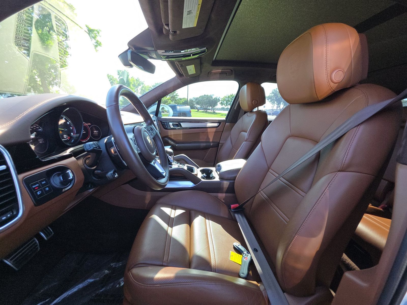 PORSCHE CAYENNE - 8