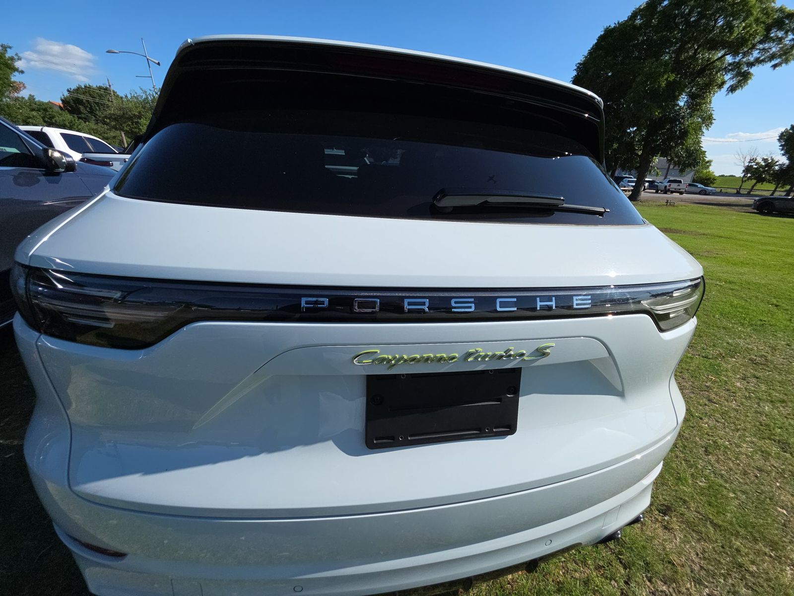 PORSCHE CAYENNE - 6